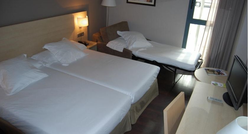 Hotel Exe Barcelona Gate Sant Joan Despí Eksteriør billede