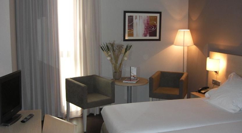Hotel Exe Barcelona Gate Sant Joan Despí Værelse billede